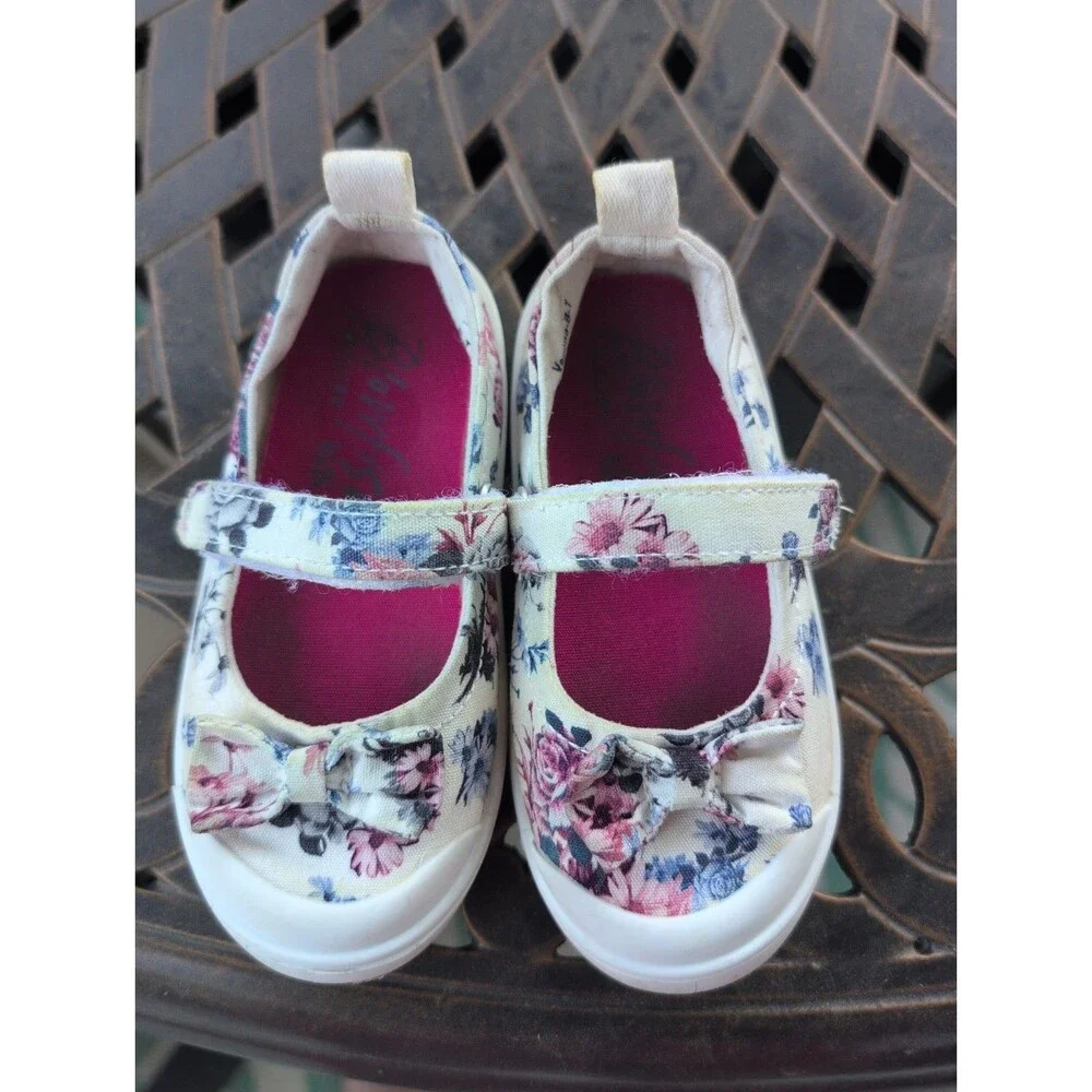 Blowfish Malibu Kids Toddler Size 9 Floral Velcroe Flats